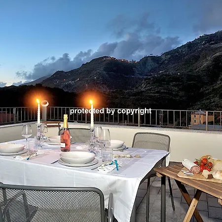 Luxury Penthouse Sea View Tatil Evi Corniglia