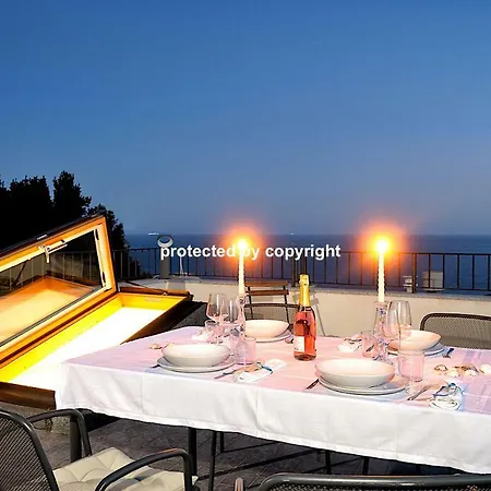 度假居 Luxury Penthouse Sea View 克里日亚